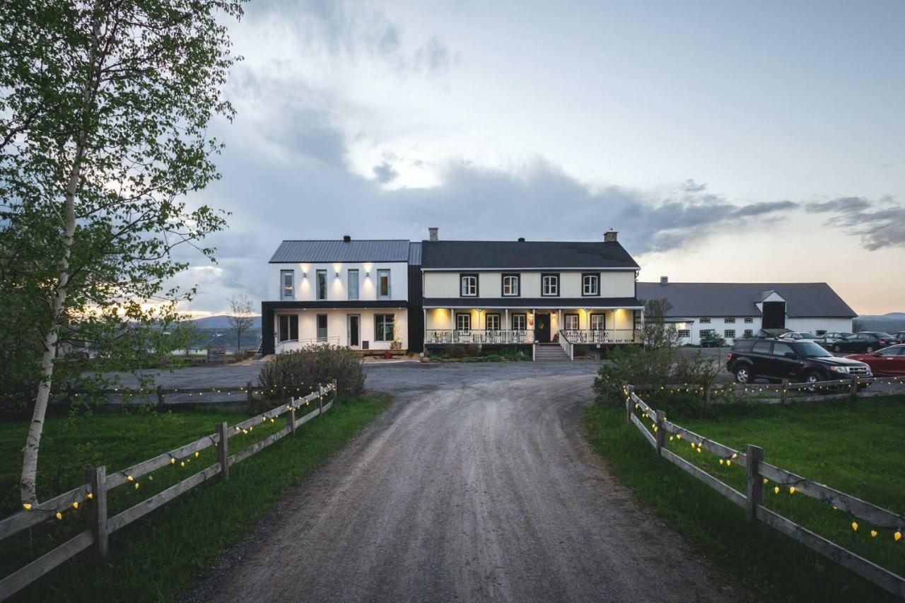 Les Ancetres Auberge & Restaurant Saint-Pierre-de-l'Ile-d'Orleans Екстер'єр фото
