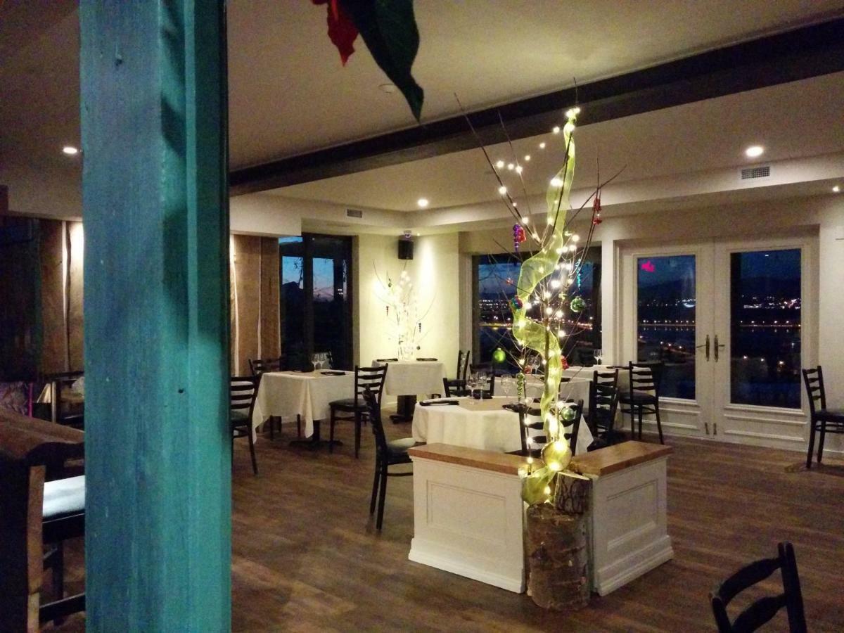 Les Ancetres Auberge & Restaurant Saint-Pierre-de-l'Ile-d'Orleans Екстер'єр фото